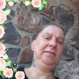 Meet your Posher, Joan